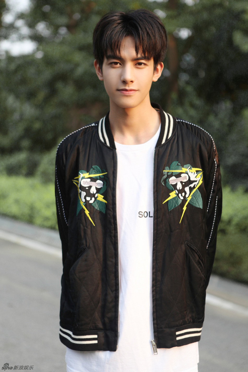 17岁宋威龙英俊阳光_高清图集_新浪网