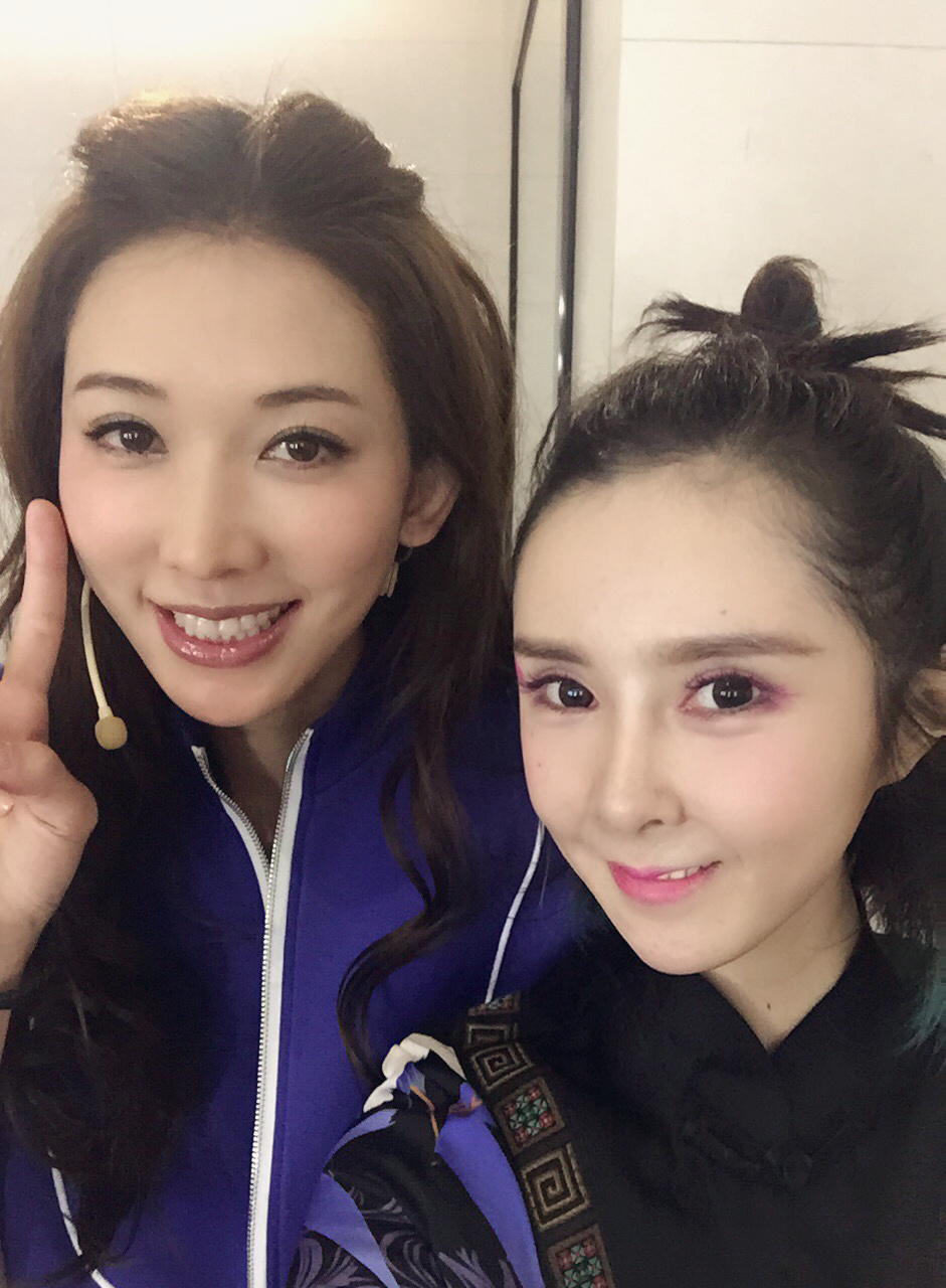 网红鼻祖沉珂亮相某盛典活动