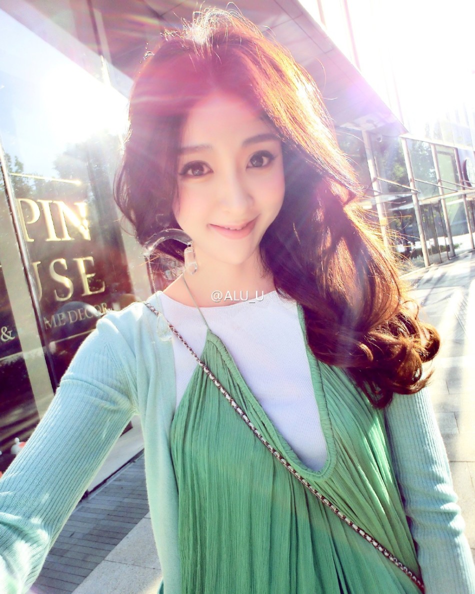 2016#网红封神榜#候选人:方婧|网红封神榜|网红|alu_u_新浪娱乐_新浪