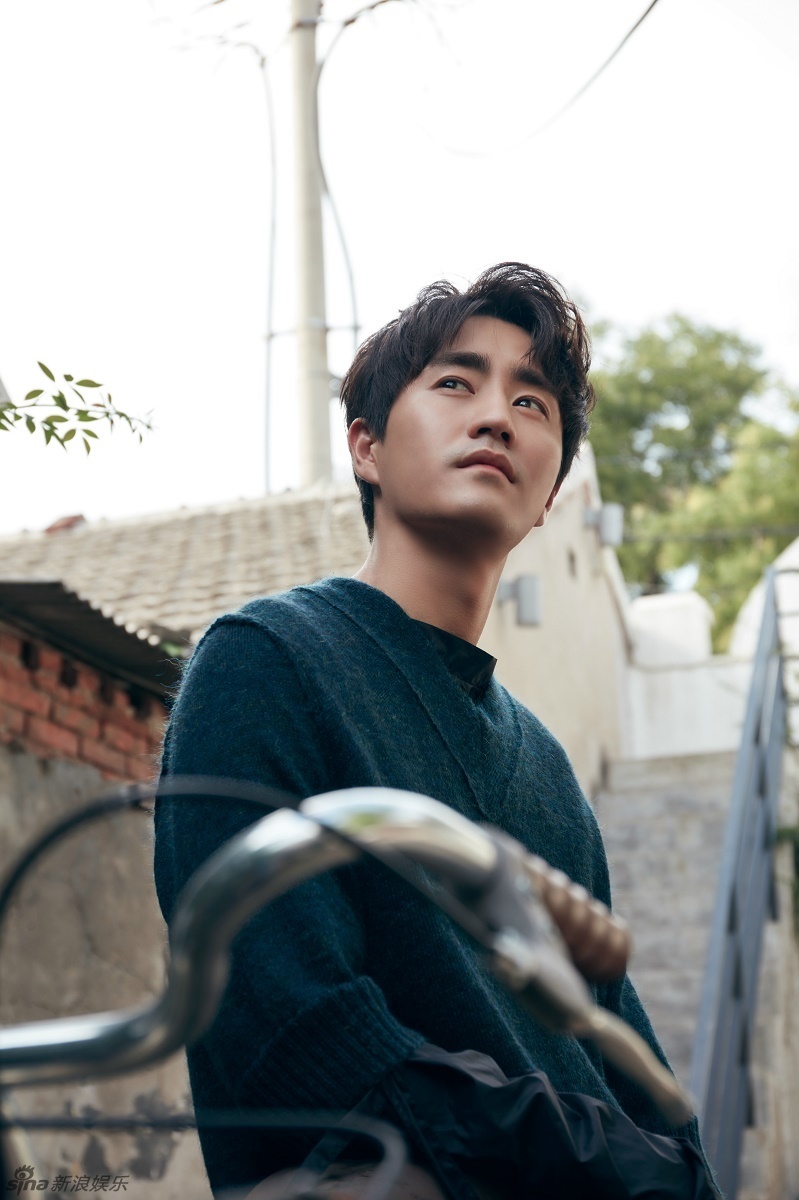 组图:杨玏慵懒变雅痞绅士 阳光暖男笑容邪魅_高清图集_新浪网