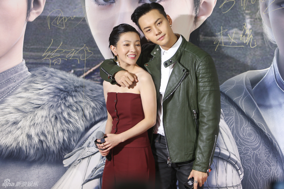 组图:《爵迹》首映杨幂红唇美艳 吴亦凡酷帅_高清图集_新浪网