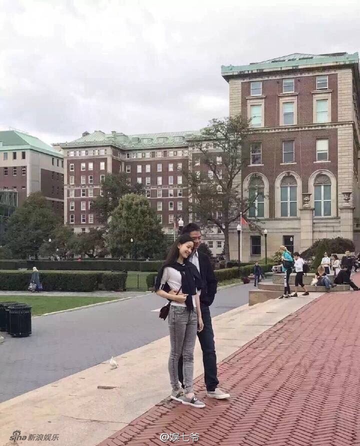 奶茶妹妹刘强东结婚1周年