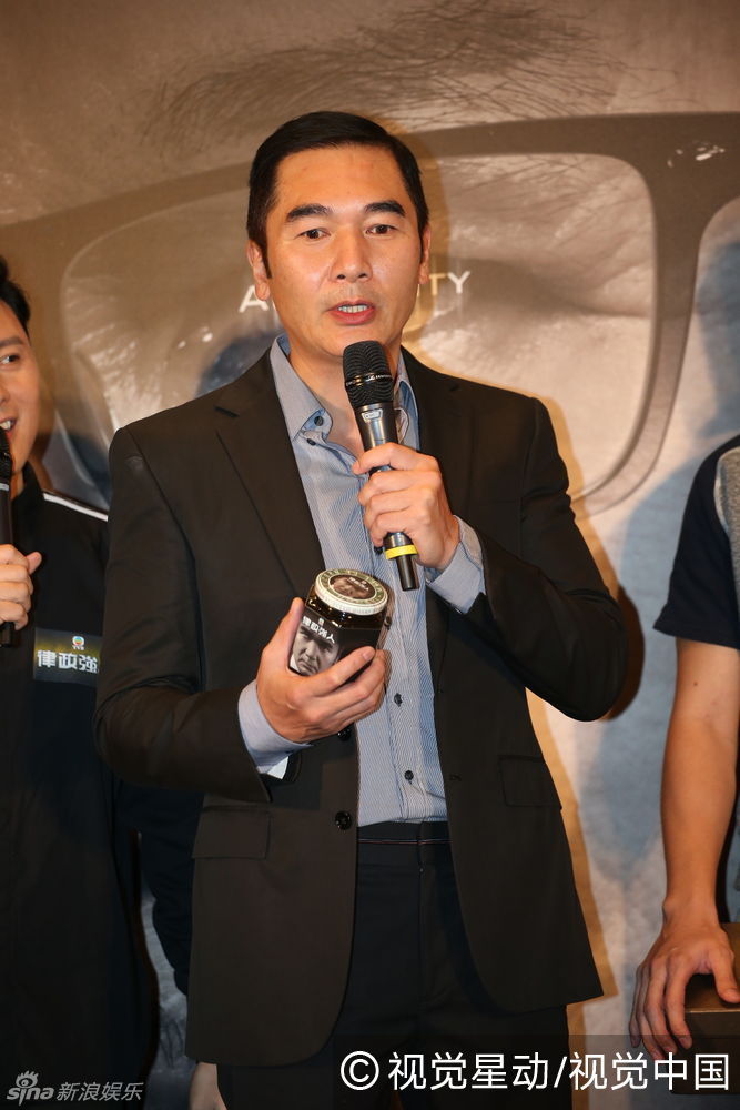 方中信亮相《律政强人》宣传 大爆拍戏苦[7p]