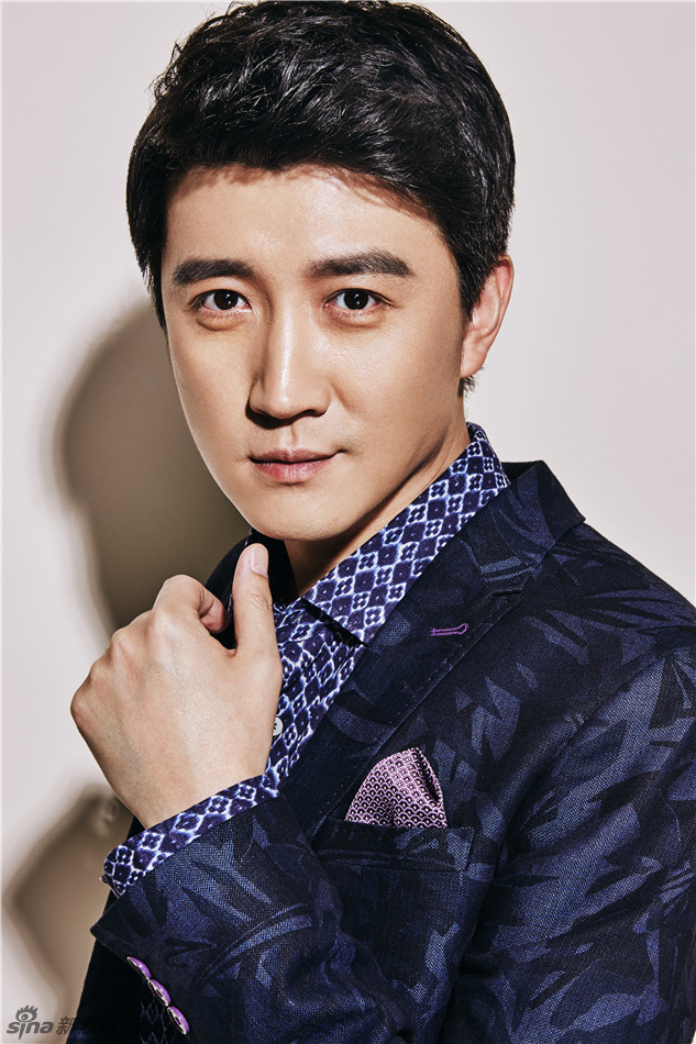 任东霖写真酷劲十足_高清图集_新浪网