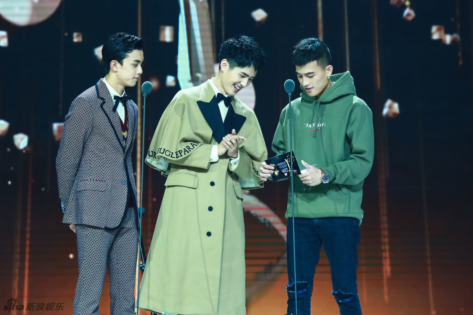 组图:金鹰胡歌获两项大奖 赵丽颖包子庆生_高清图集_新浪网