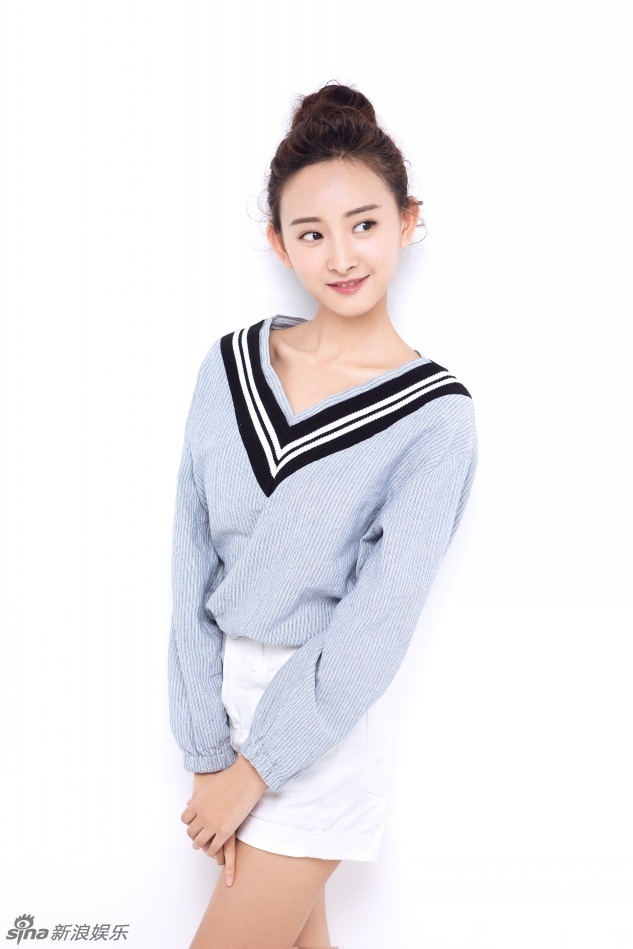 代文雯可爱俏皮