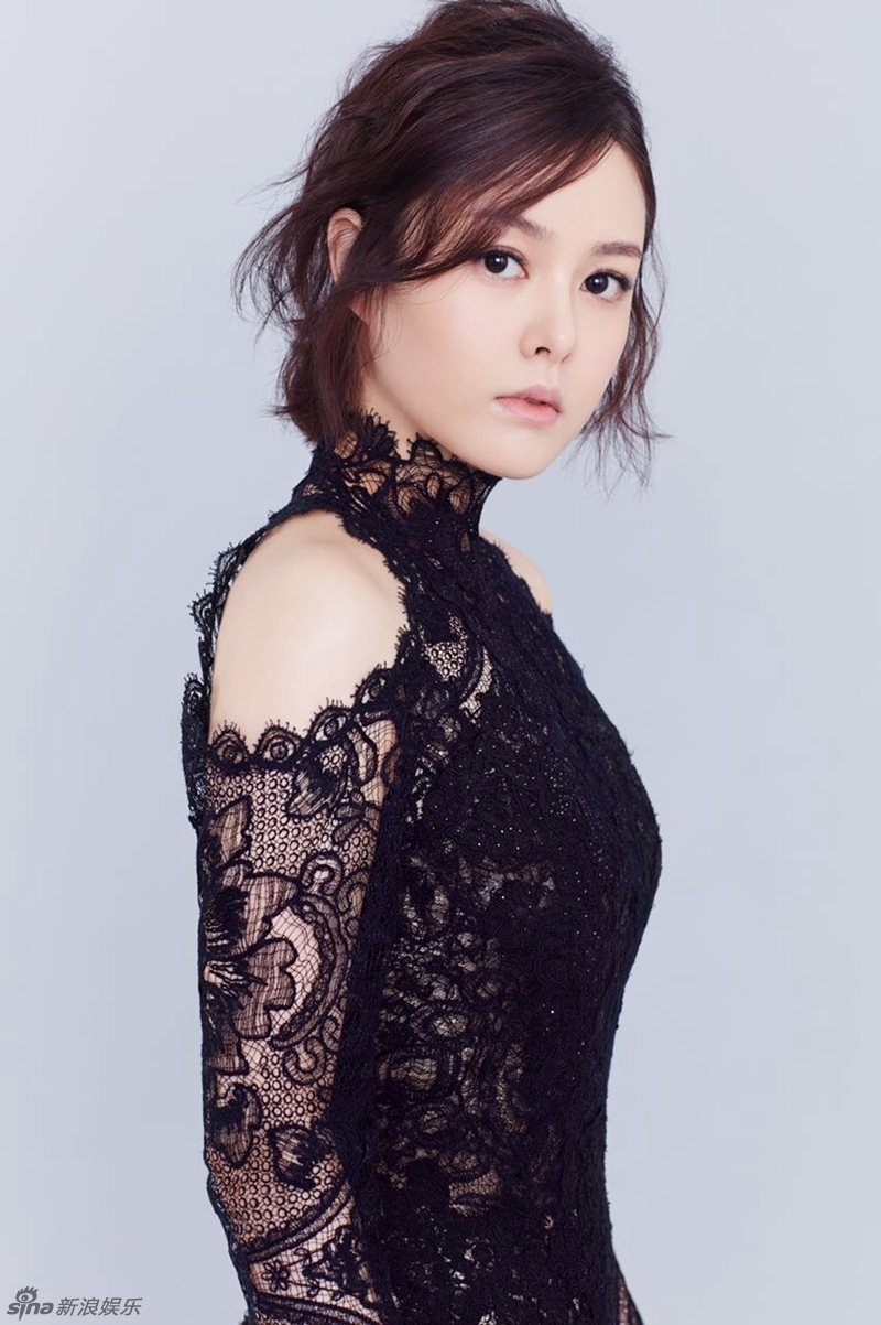 组图:刘一含优雅秀凹凸身姿 甜美野性显妩媚_高清图集_新浪网