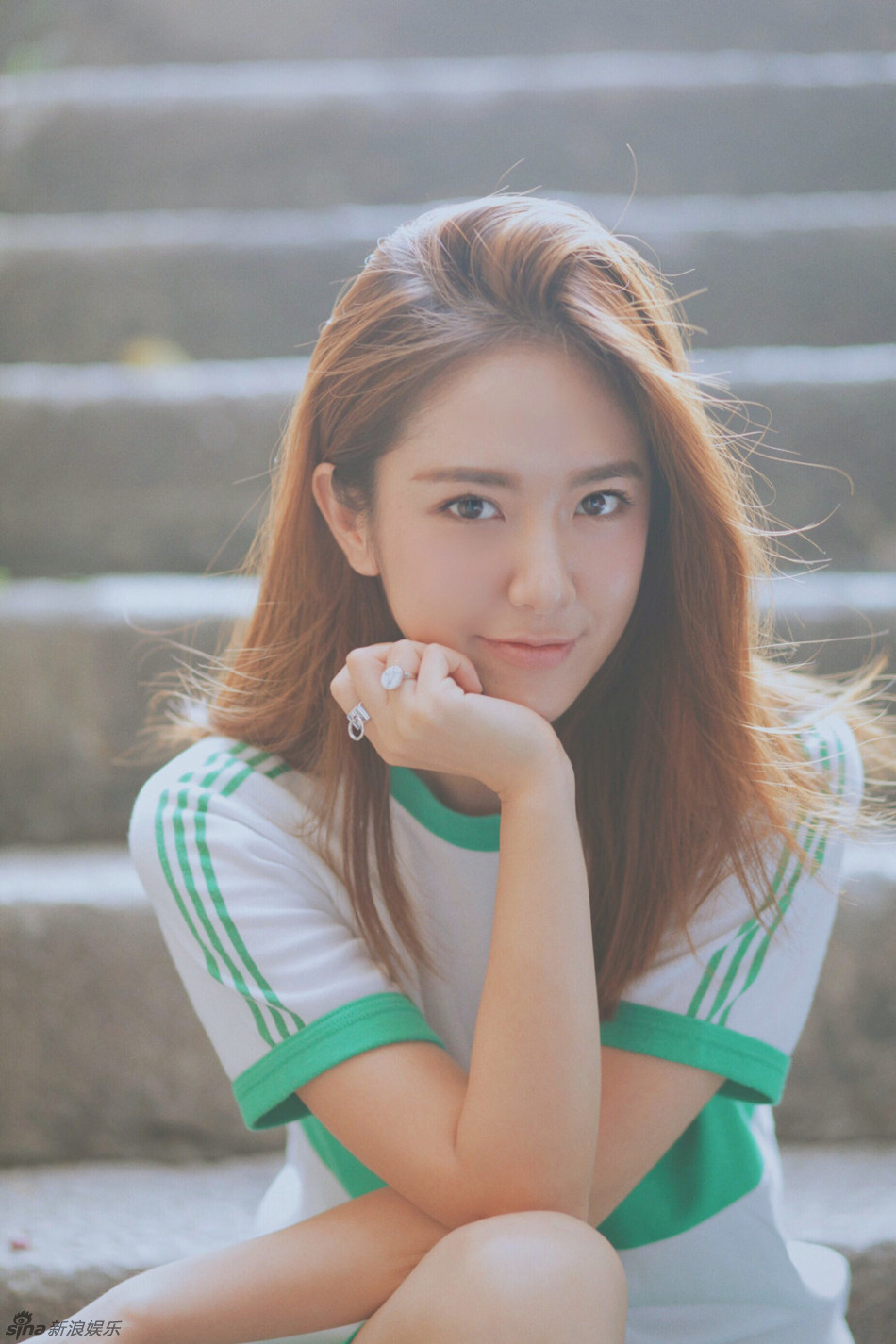 组图:嫣然一笑很治愈!张沙沙少女系街拍曝光_高清图集_新浪网