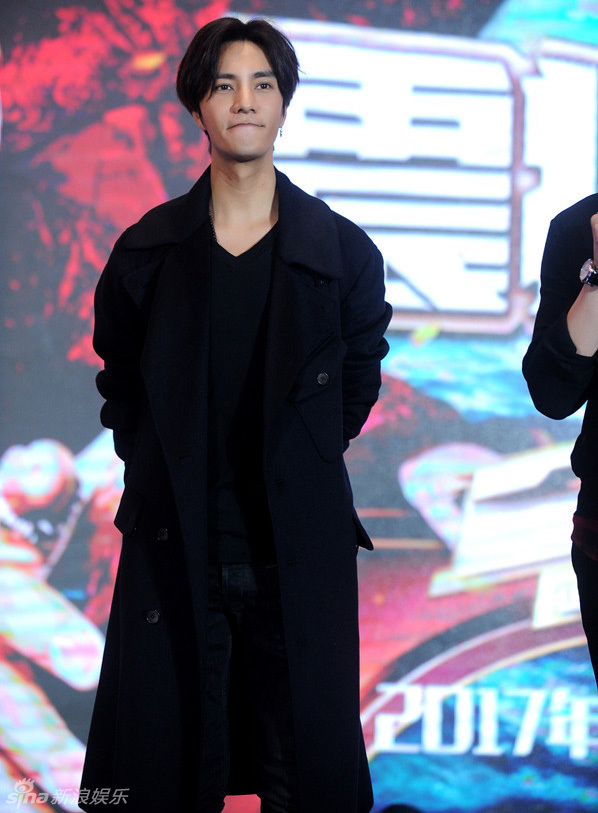 《二十四小时》发布会 陈坤韩庚帅气亮相