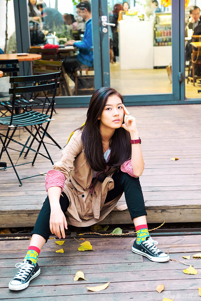 张雅玫素颜写真曝光 健康甜美文艺范十足