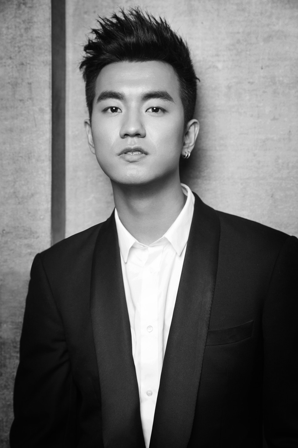 于湉曝黑白复古写真