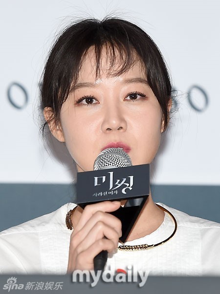 组图:《消失的女人》严智苑孔孝真亲密揽腰_高清图集_新浪网