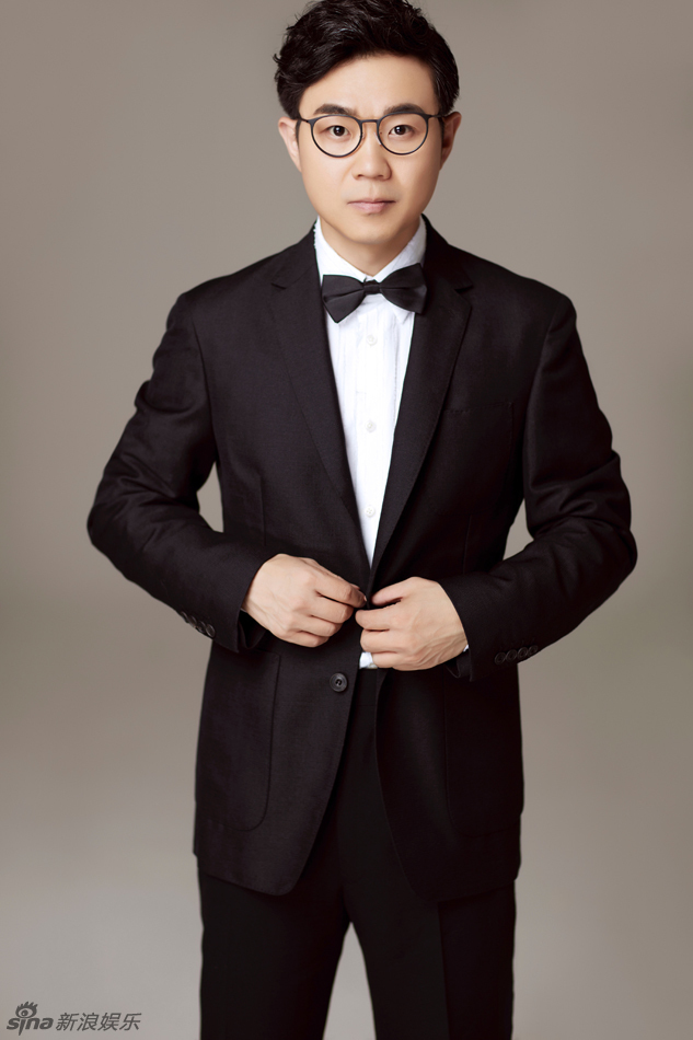 组图:这很男神!大鹏帅气西装鬼马深沉变型男_高清图集_新浪网
