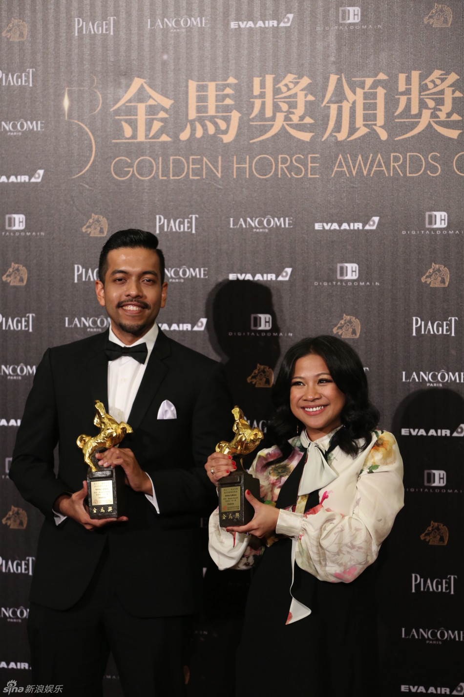 37 / 38 新浪娱乐讯 11月26日晚,第53届台湾电影金马奖颁奖典礼在台北