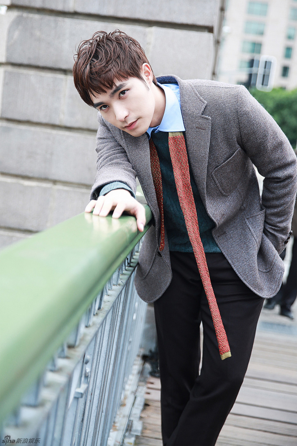 李思阳漫步冬日街头