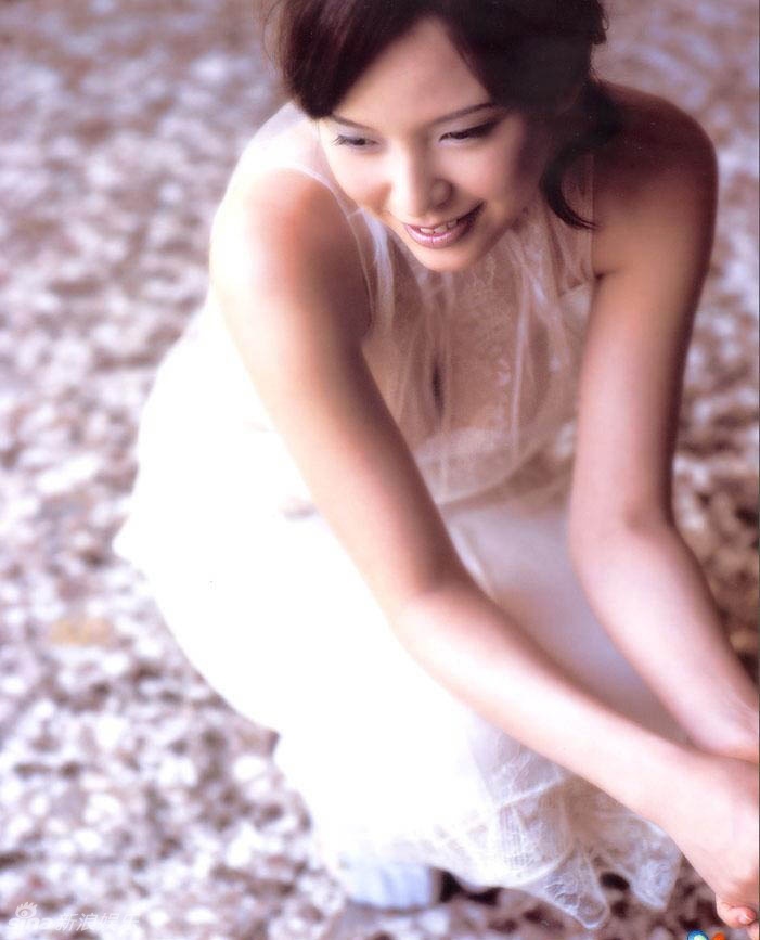 11月29日,天心在社交网站宣布"我,吴天心,结婚了,丁丁接棒",经纪人