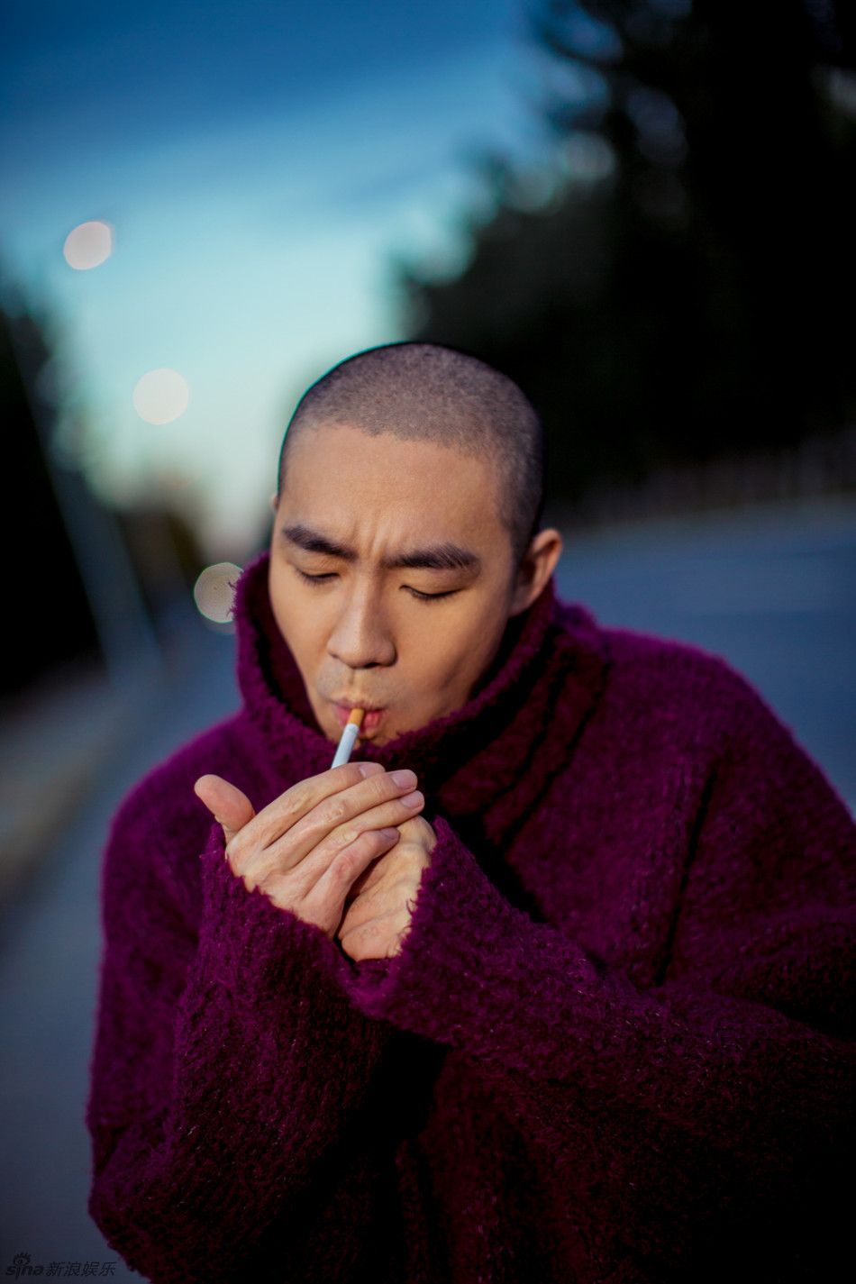 组图:俞灏明光头出镜拍写真 剑眉星目好惹眼_高清图集_新浪网