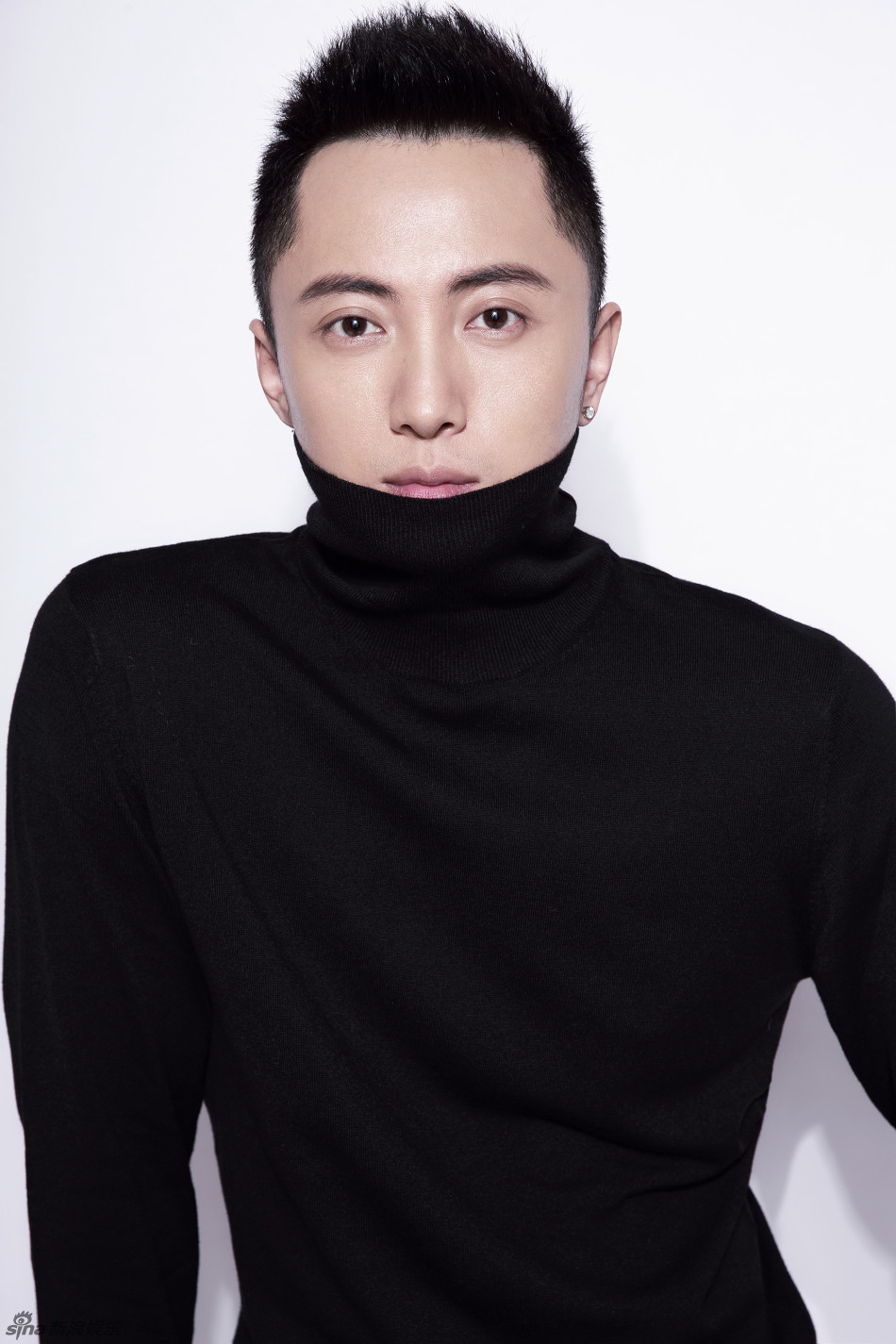 贾景晖逗比鬼马演绎搞怪表情包_高清图集_新浪网