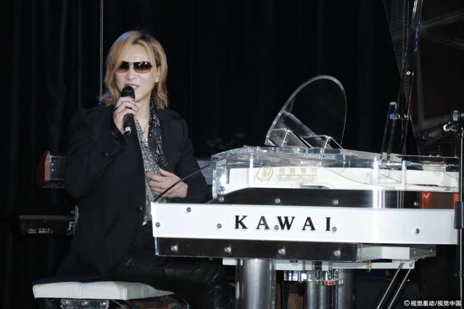 不脱了?x japan队长称蛋糕吃多巡演不再秀肌肉_高清图集_新浪网