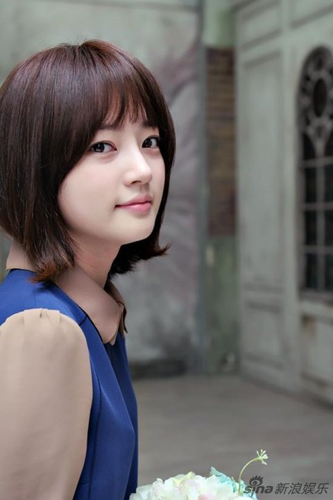 黄轩疑秘恋韩国艺人宋昰昀 初恋脸清纯甜美(图)_高清图集_新浪网