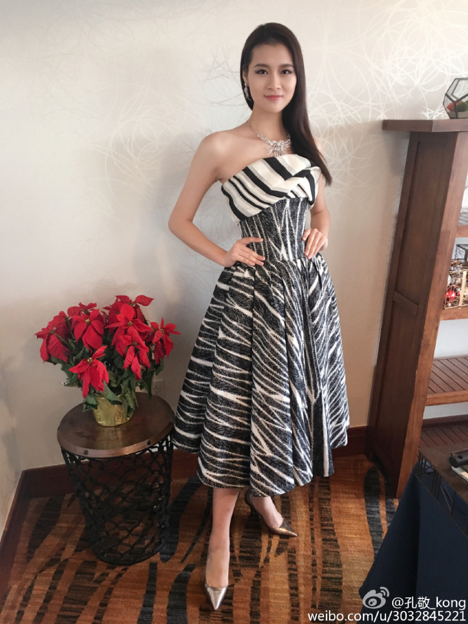 新浪娱乐讯 日前,2016世界小姐选美比赛在美国马里兰州举行.