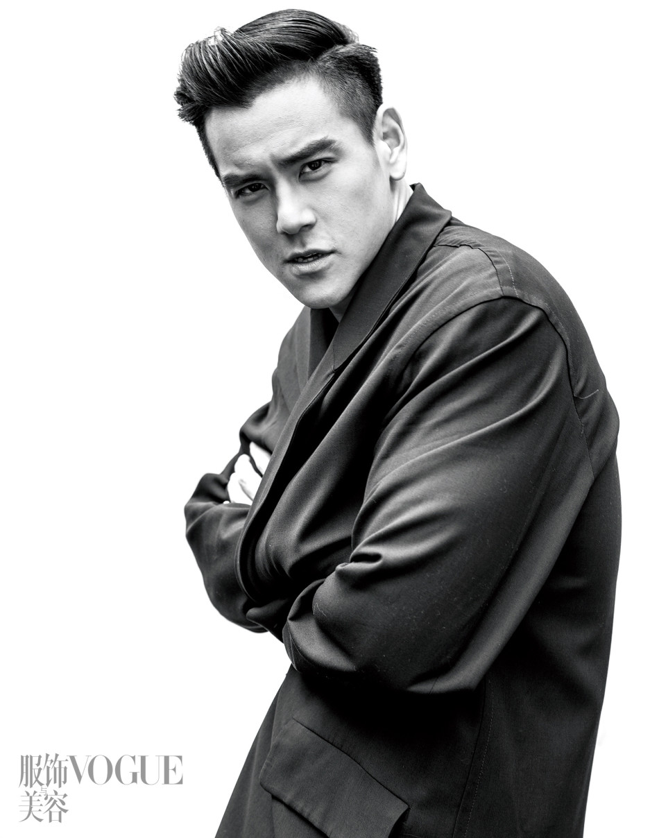 组图:彭于晏曝黑白大片 糙帅风格演绎放飞自我_高清图集_新浪网
