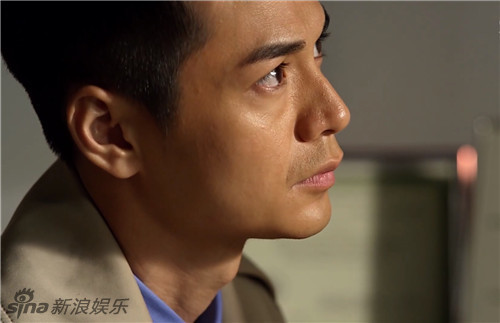罗仲谦"睫毛杀"