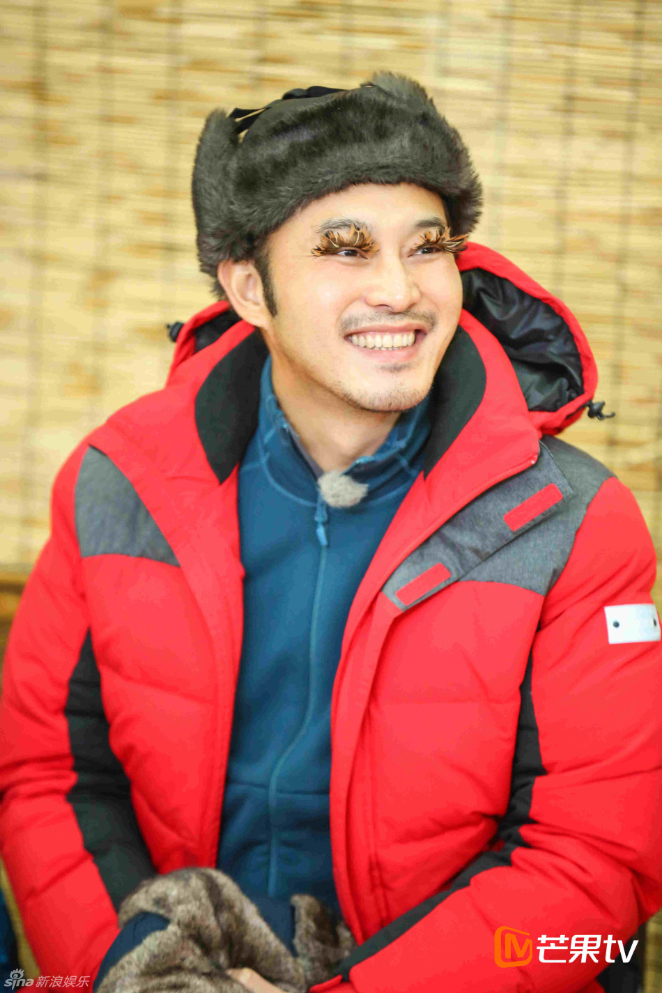 大胡渣沙溢笑得渗人