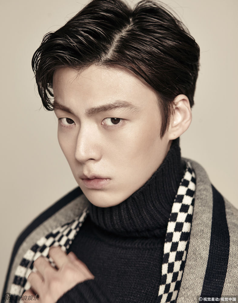 组图:安宰贤曝光新写真 初为人夫少年感依旧_高清图集_新浪网