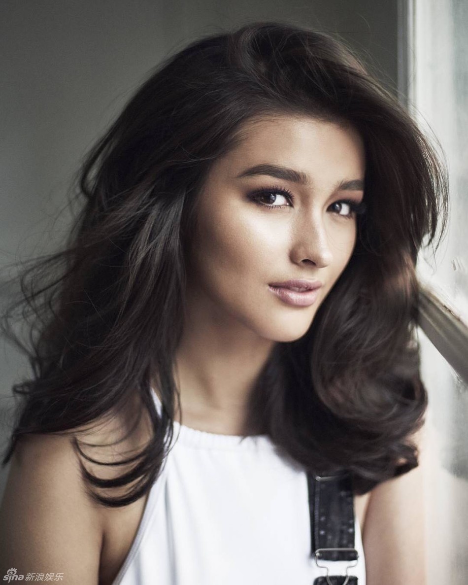 新浪娱乐讯 liza soberano(丽莎·苏别纳)是菲美混血演员,模特,2016年