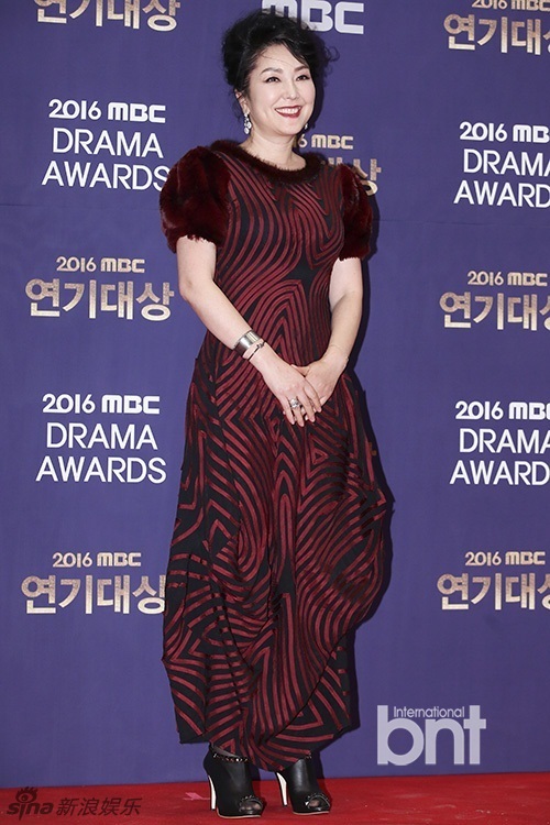 组图:2016mbc演技大赏 李钟硕南赫柱等出席_高清图集_新浪网