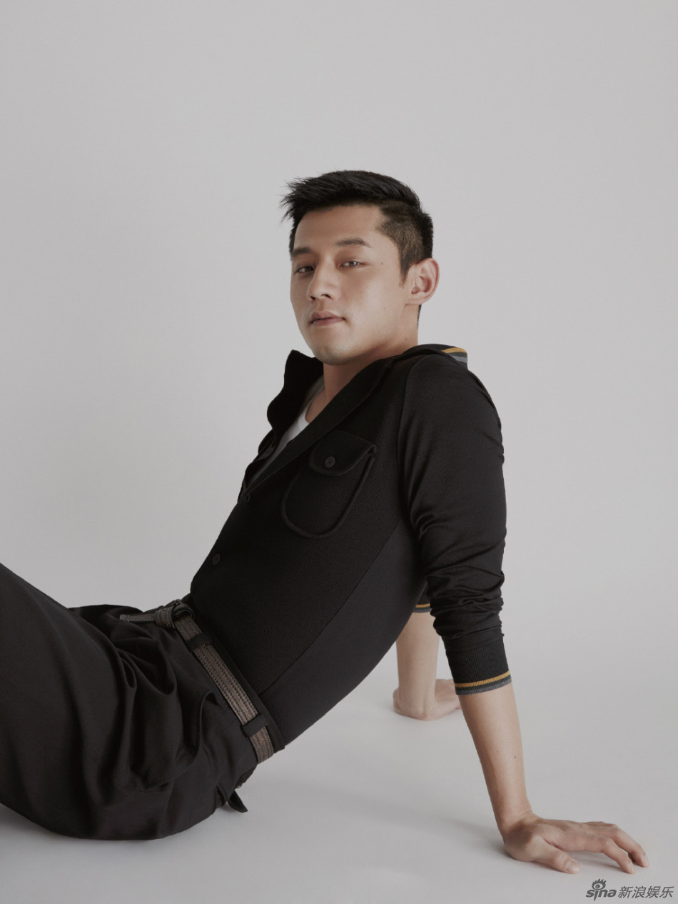 组图:洋气着呢!张继科完美驾驭黄包车夫范儿_高清图集_新浪网