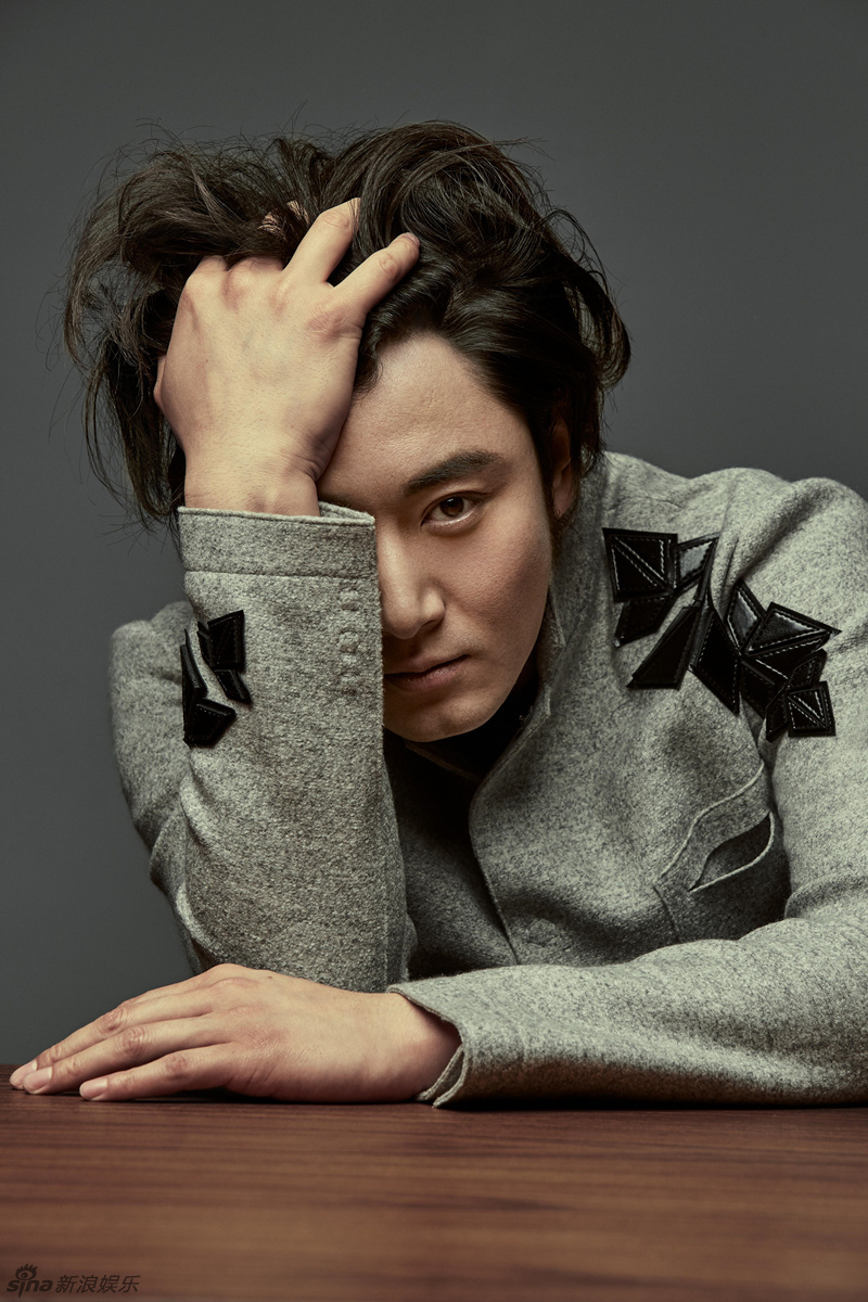 李东学开年复古大片