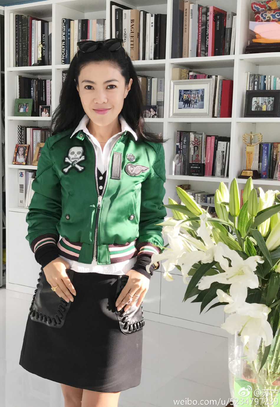 新浪娱乐讯 日前,中国版时尚女魔头苏芒在微博晒出美照.
