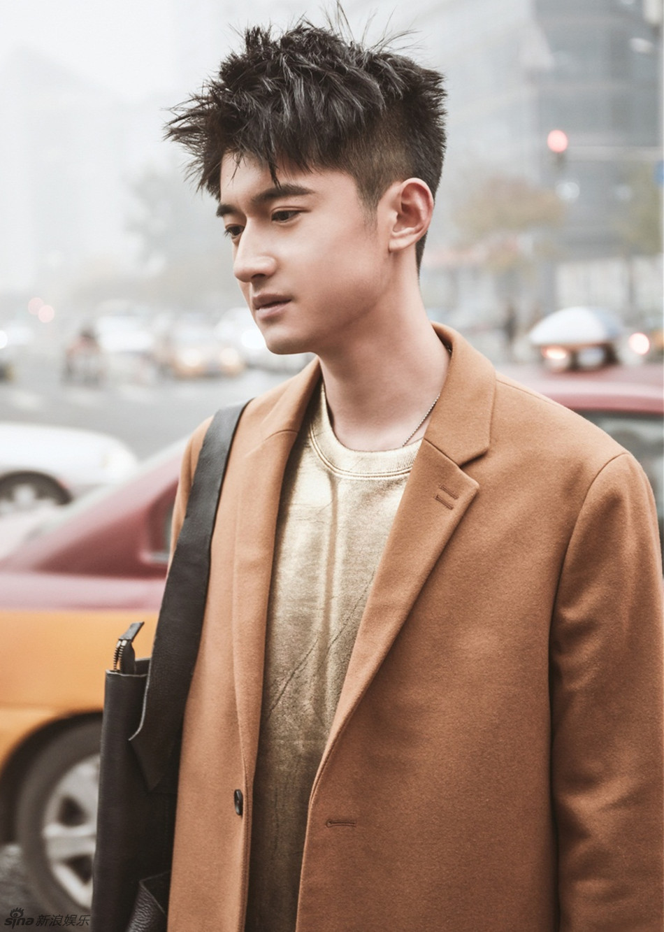 新浪娱乐讯 近日,青年演员高广泽拍摄了一组全新写真.