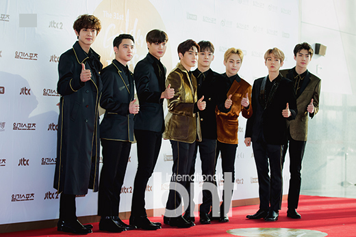 组图:金唱片大赏第二日颁奖 exo等亮相红毯_高清图集_新浪网