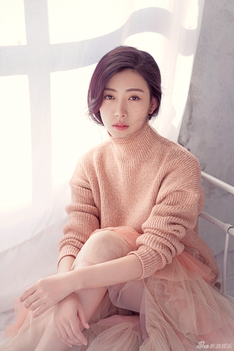 组图:马灿灿曝写真清新高雅 妆容纯净仙气十足_高清图集_新浪网