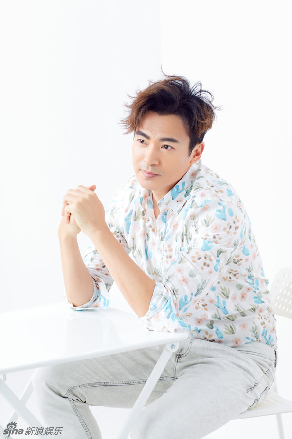 于波新春写真清新阳光潮范足_高清图集_新浪网