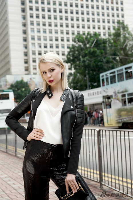 组图:梦丽曝新春写真 狂拽酷炫演绎不羁女神_高清图集_新浪网