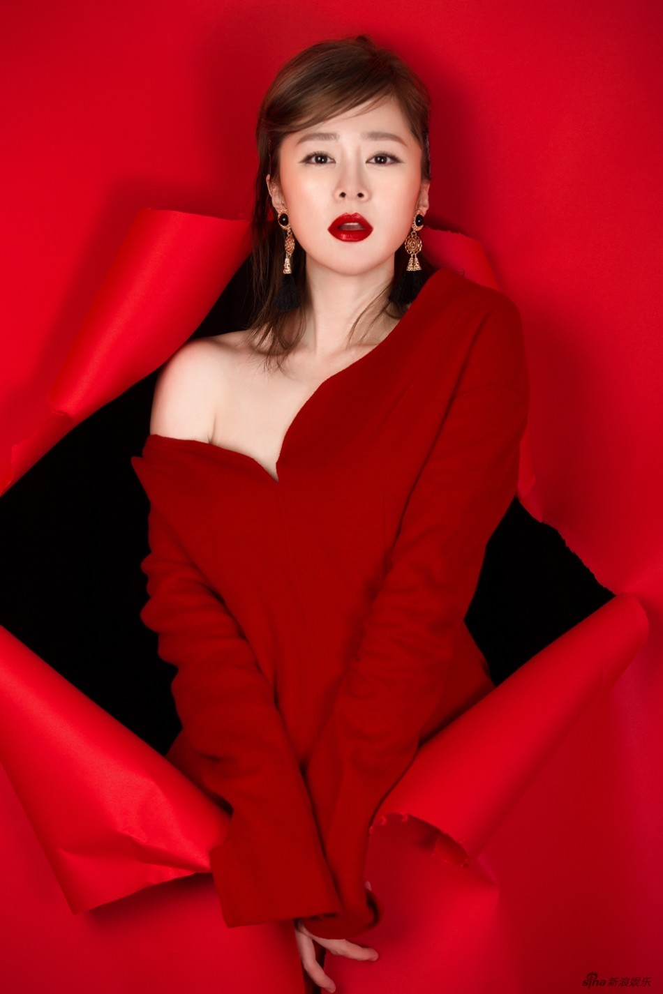 张棋惠新春写真红红火火