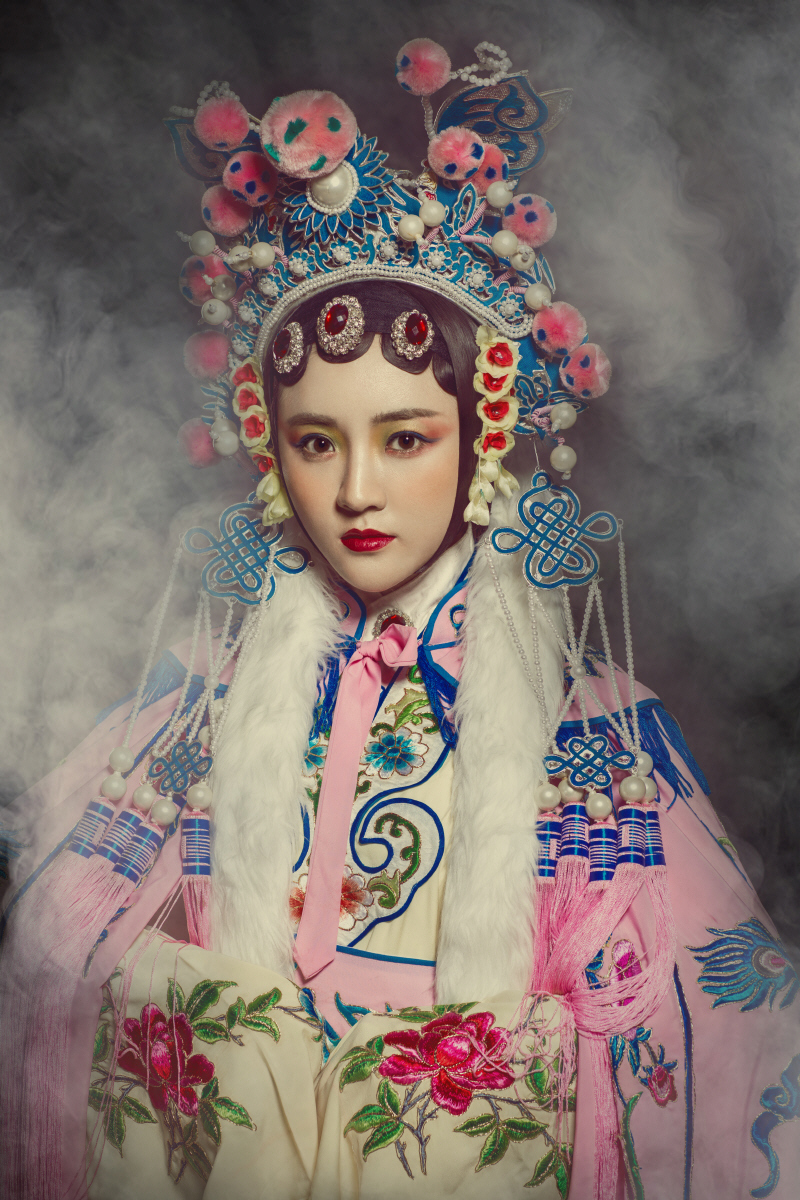 组图:青衣花旦粉墨登场 snh48京剧大片曝光_高清图集_新浪网