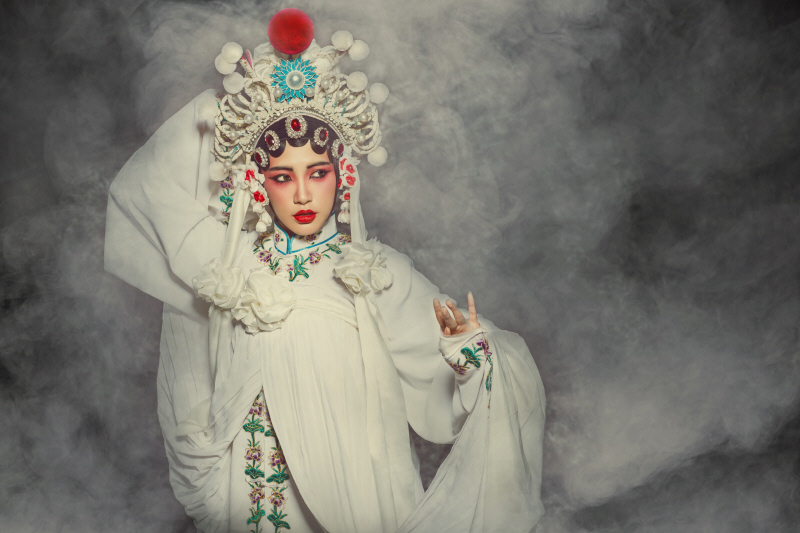 组图:青衣花旦粉墨登场 snh48京剧大片曝光_高清图集_新浪网