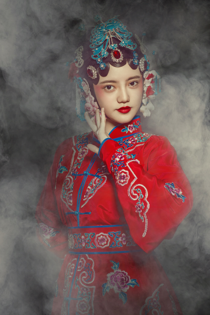 组图:青衣花旦粉墨登场 snh48京剧大片曝光_高清图集_新浪网