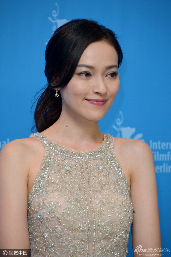 组图:张震新发型超减龄 获女星挑逗坏笑_高清图集_新浪网