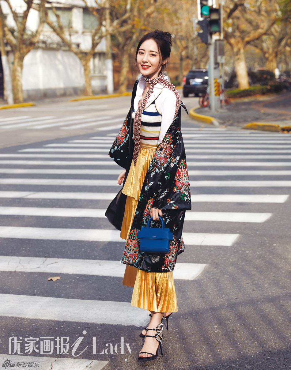 组图:米露潮搭变时髦精 一衣多穿演绎百变风格_高清图集_新浪网