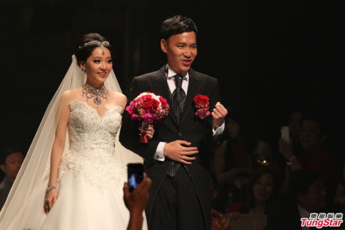 张菲儿媳翁馨仪与儿子张少怀