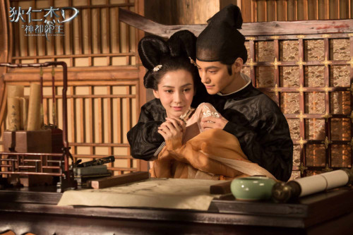 Angelababy：徐克示范激情戏勾人 晓明很细心