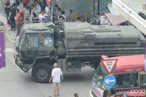 《变形金刚4》拍李冰冰戏份 剧组疑遭高空扔花盆