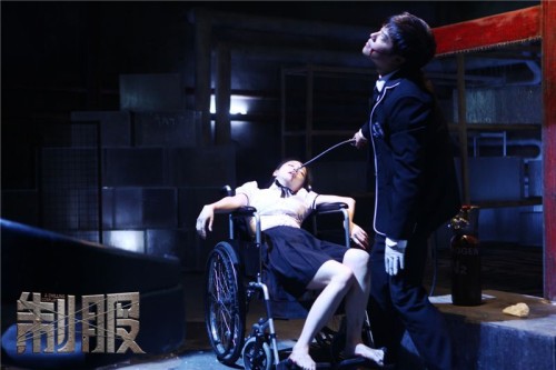 《制服》公映 连环杀人案解析人性