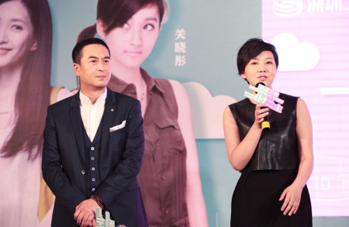 《一仆二主》张嘉译示爱闫妮